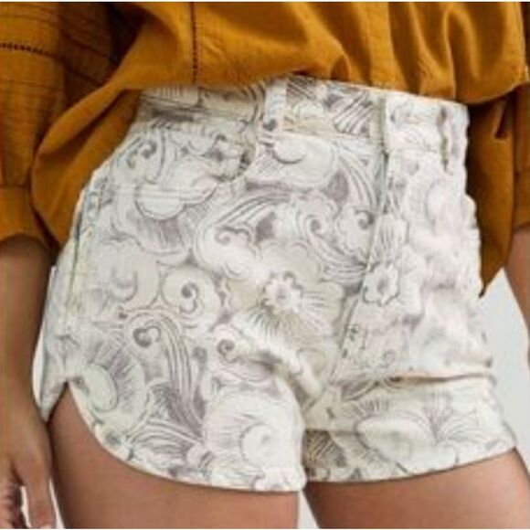 Pilco Floral Denim Shorts Sz 28 - Picture 1 of 8